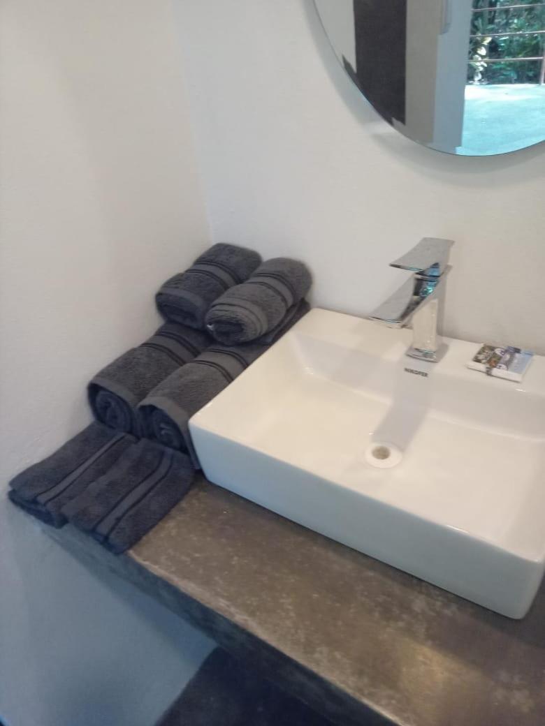 De La Luz Kona Holiday home